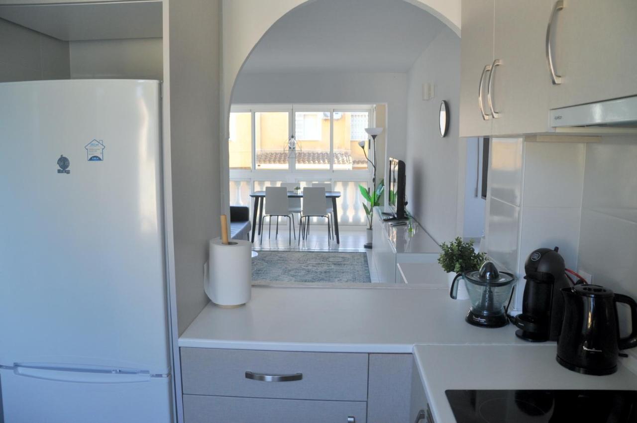 Apartamento Con Piscina Y Parking إل كامبيلو المظهر الخارجي الصورة